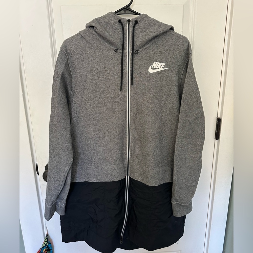 Nike zip up sweatshirt